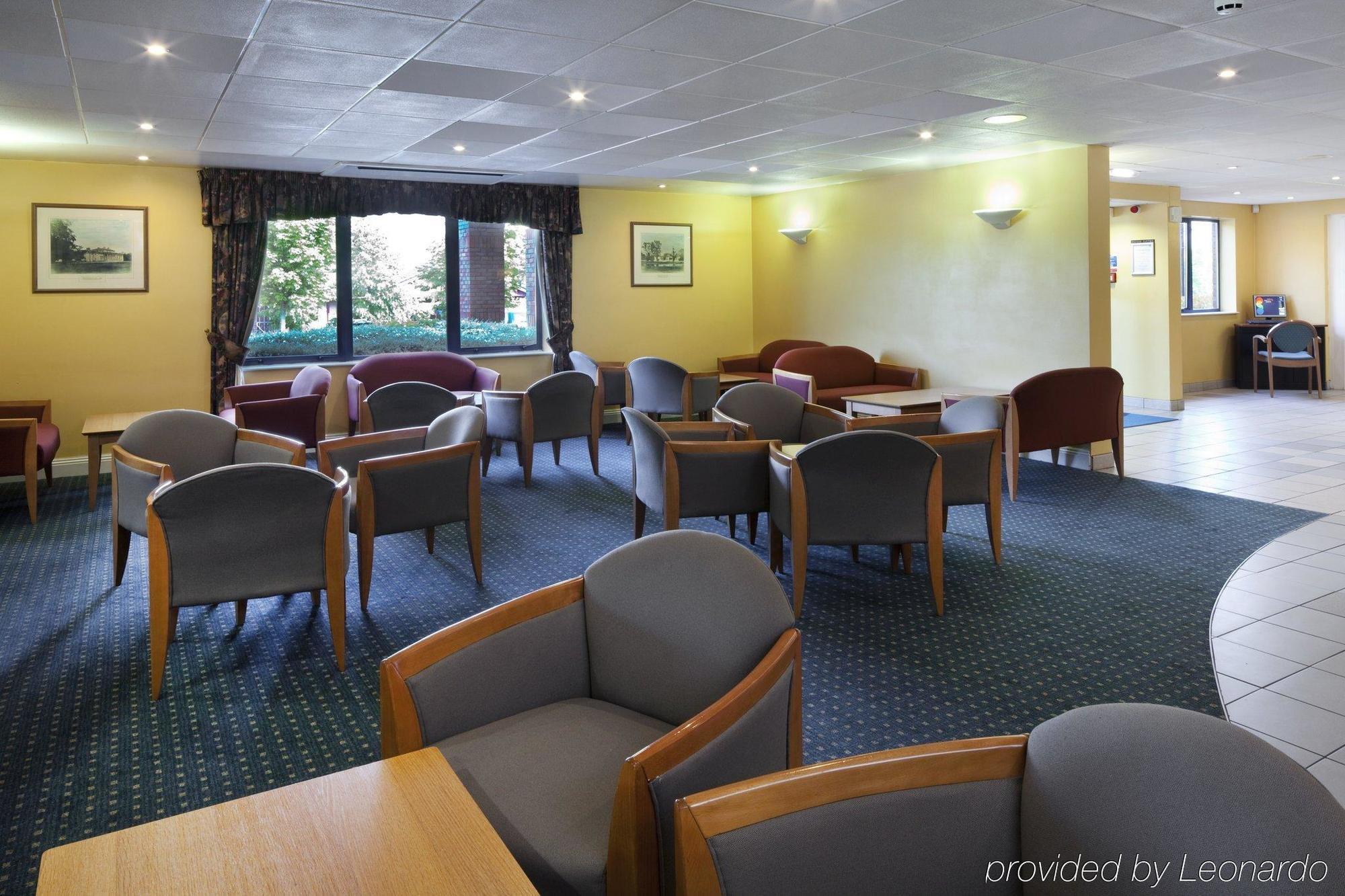 Holiday Inn Express Stafford By Ihg Restaurante foto